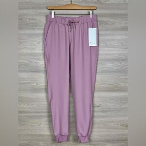 LULULEMON ON THE FLY JOGGER